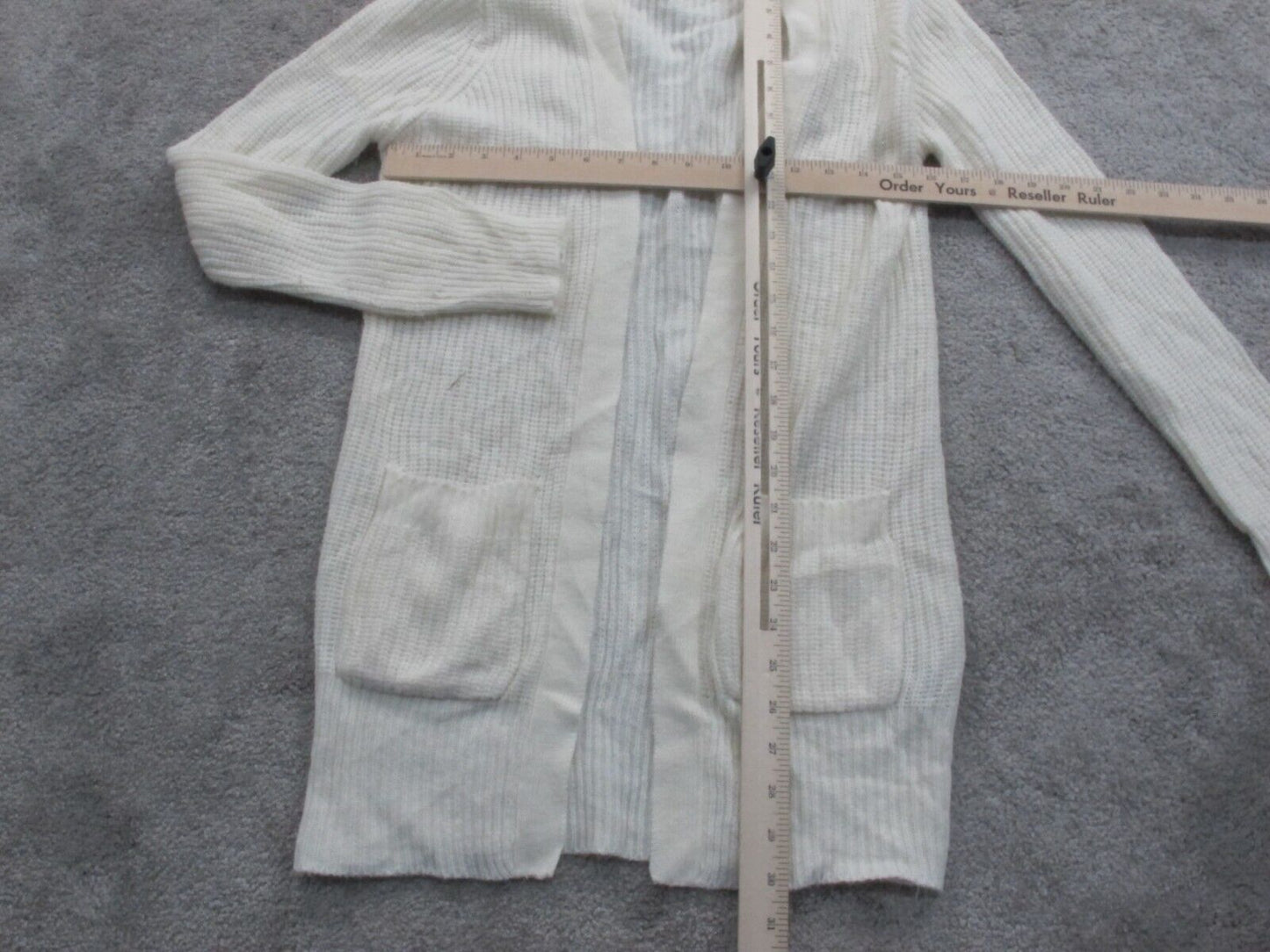 Forever 21 Womens Cardigan Sweater Open Front Long Sleeves Pockets White Size S