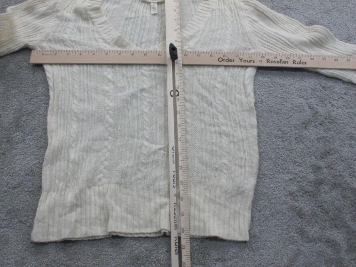 Aeropostale Women Pullover Sweater Knitted Long Sleeves V Neck Cream Size Small