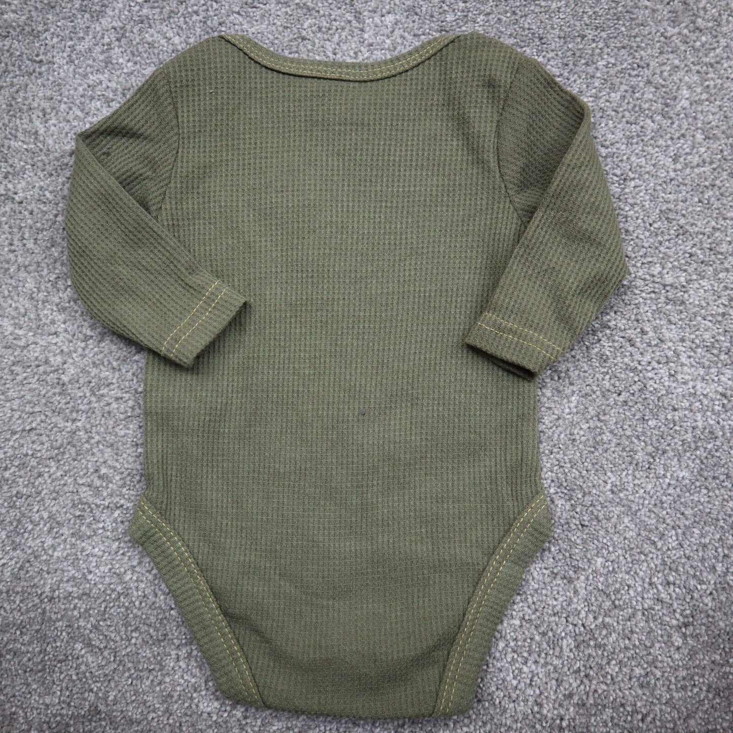 Tahari Baby Bodysuit Girls Size 0-3 Green Crew Neck Long Sleeve Solid Pocket