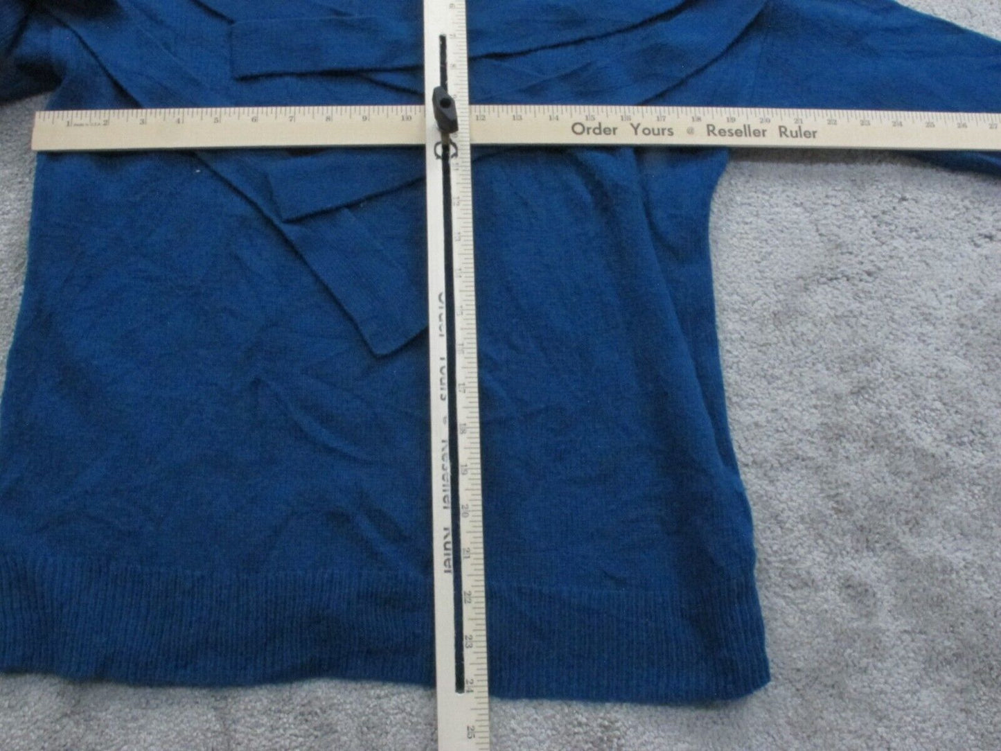 ANN Taylor Women Pullover Sweater Knitted Long Sleeve Crew Neck Blue Size Medium