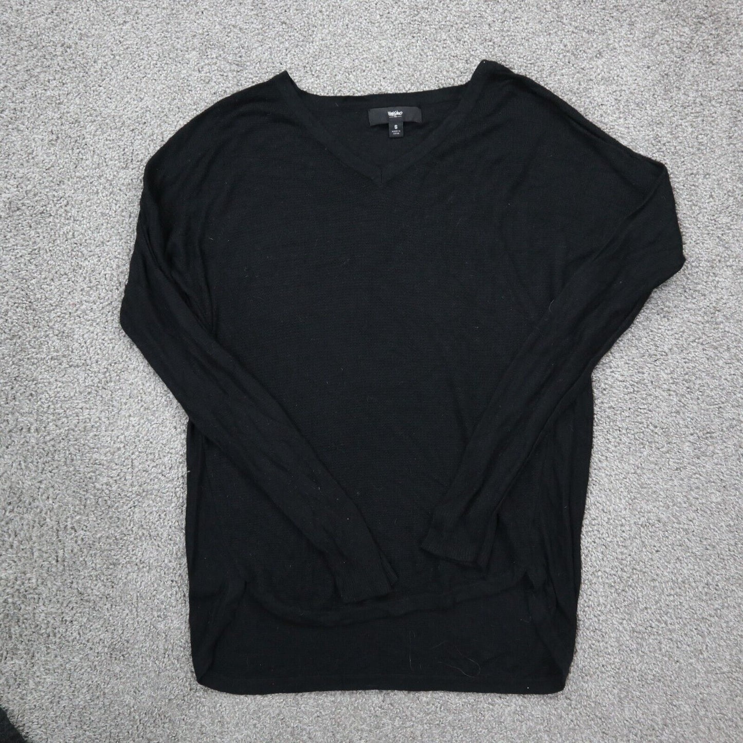 Mossimo Womens Pullover Sweater Knitted Long Sleeves V Neck Black Size Small