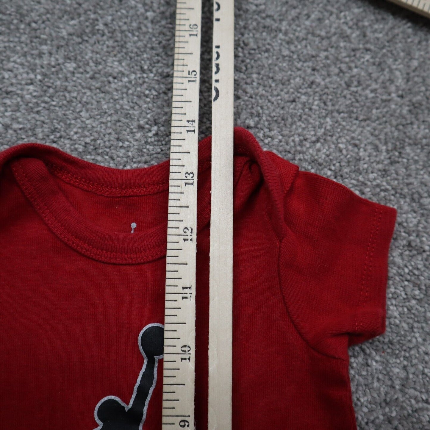 Nike Air Jordan Bodysuits Baby Boys Size (0-6M) Red Short Sleeve Solid Outfit
