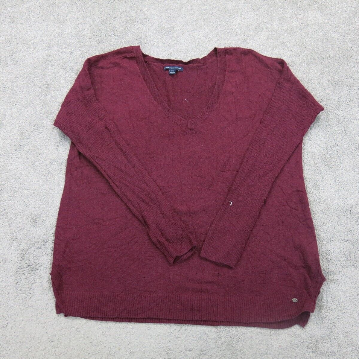 American Eagle Womens Knitted Sweater Long Sleeves V Neck Maroon Size Medium
