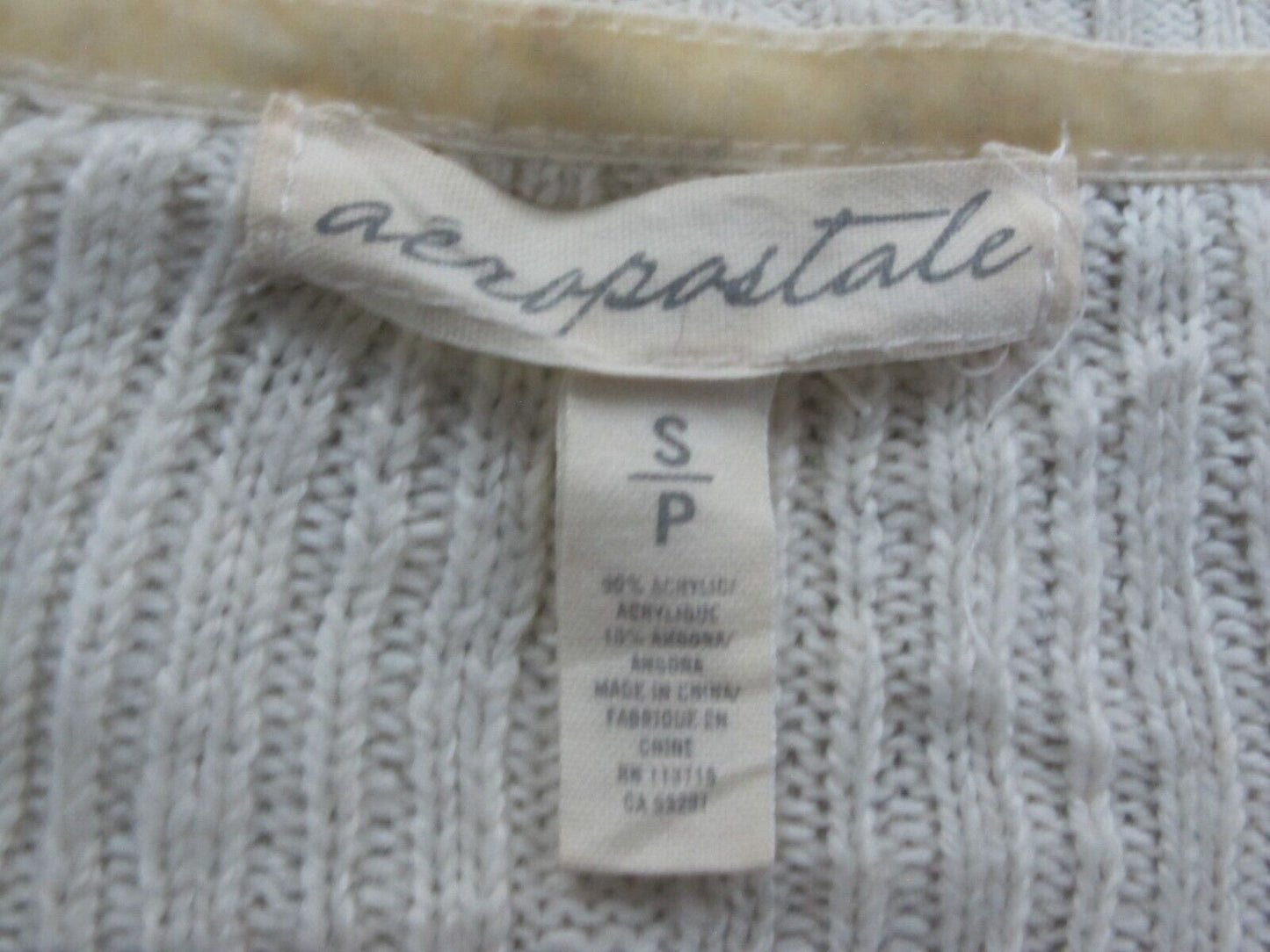 Aeropostale Women Pullover Sweater Knitted Long Sleeves V Neck Cream Size Small