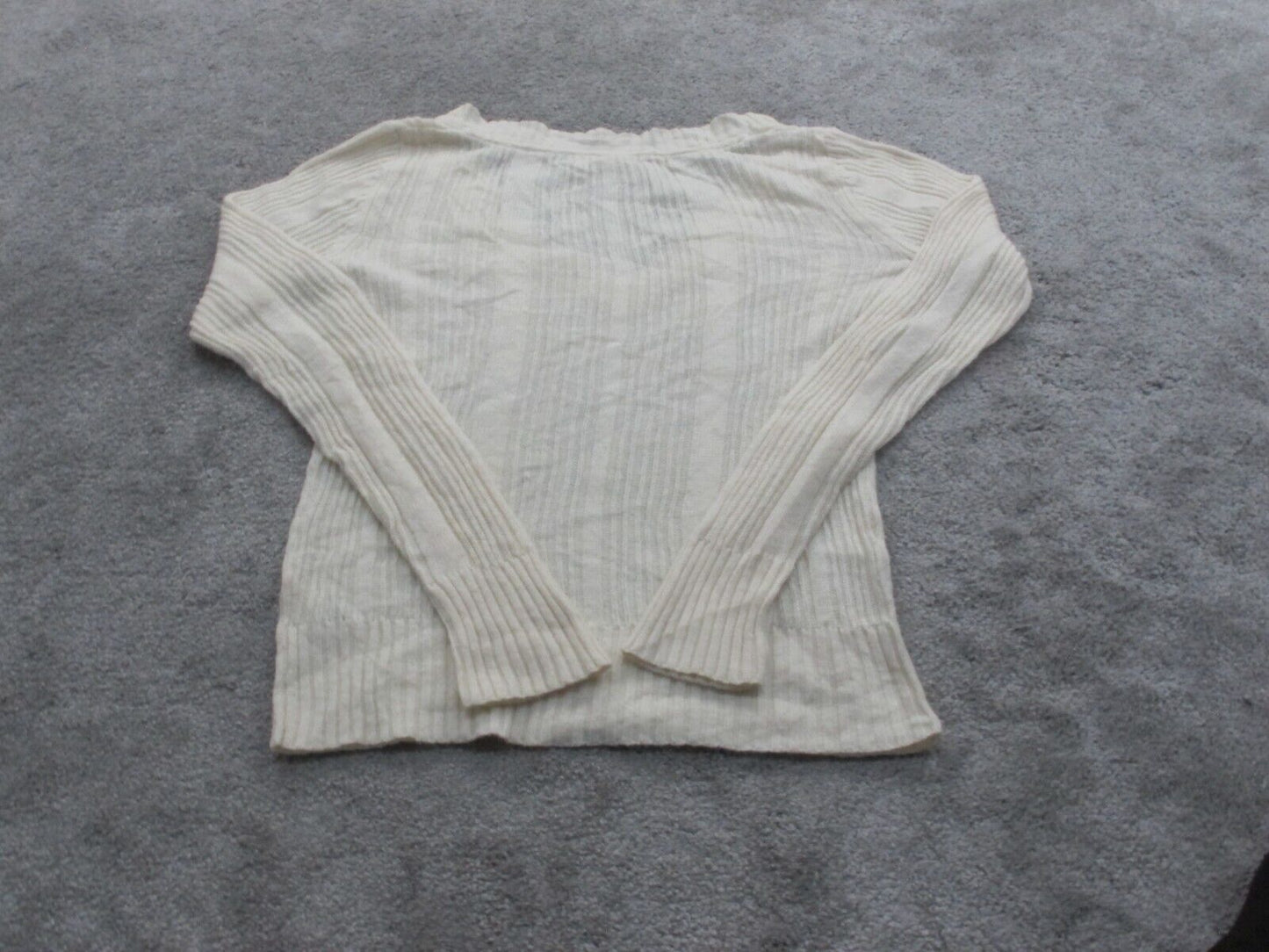 Aeropostale Women Pullover Sweater Knitted Long Sleeves V Neck Cream Size Small