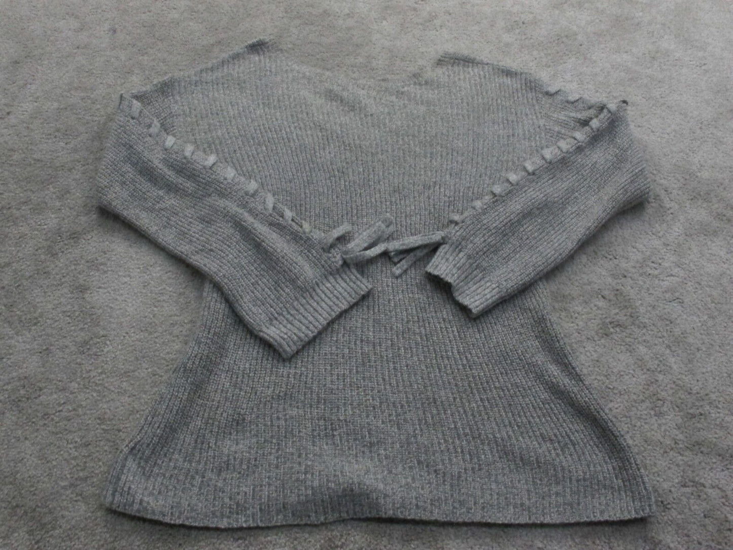 American Eagle Womens Pullover Sweater Knitted Tassel Long Sleeves Gray Size XXS