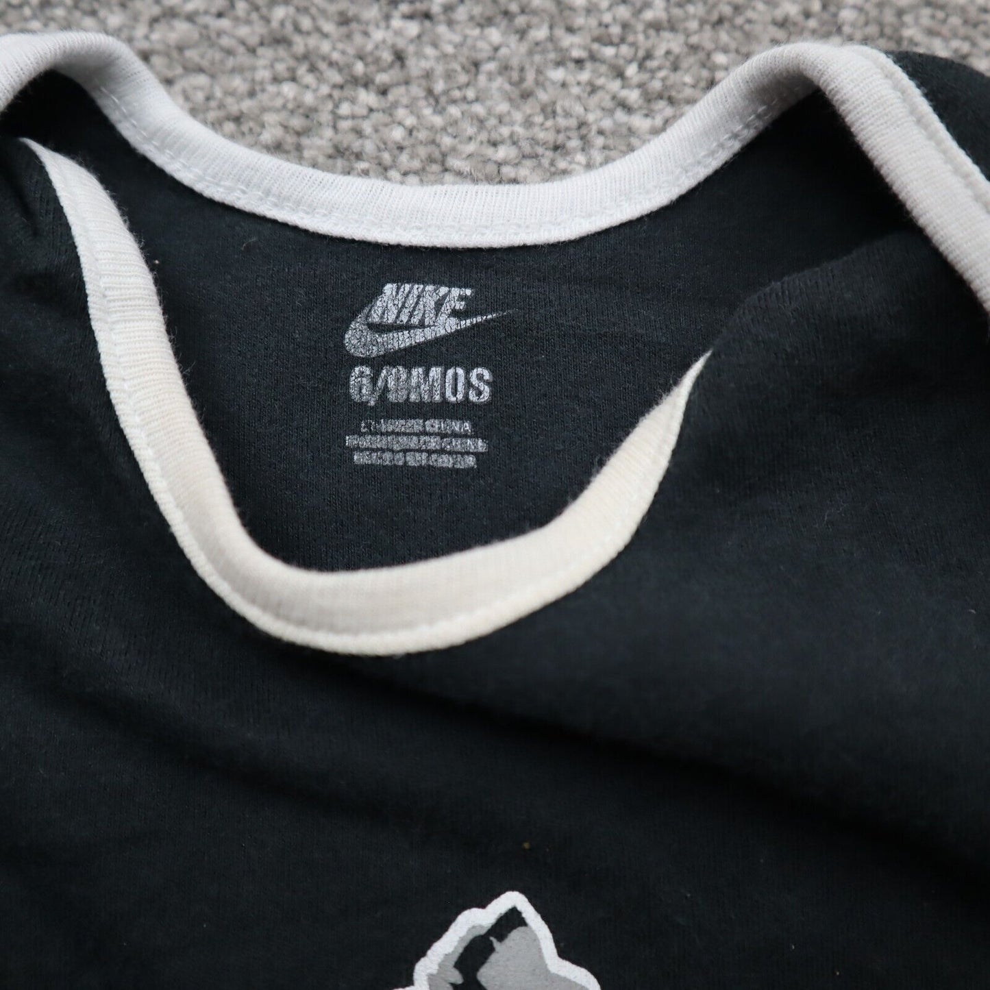 Nike Bodysuit Baby Boys Sz 6/9 Black Athletic Sports Creeper Romper Short Sleeve