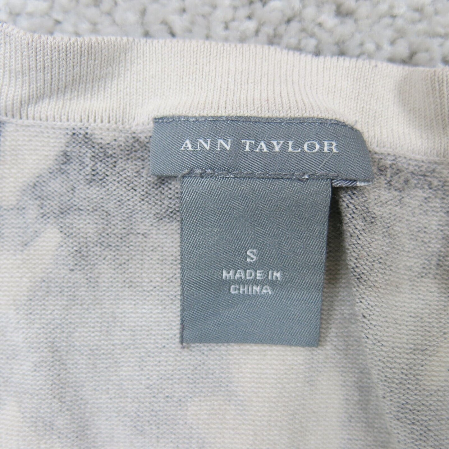 Ann Taylor Womens Knitted Cardigan 3/4 Sleeves Floral White Black Size Small