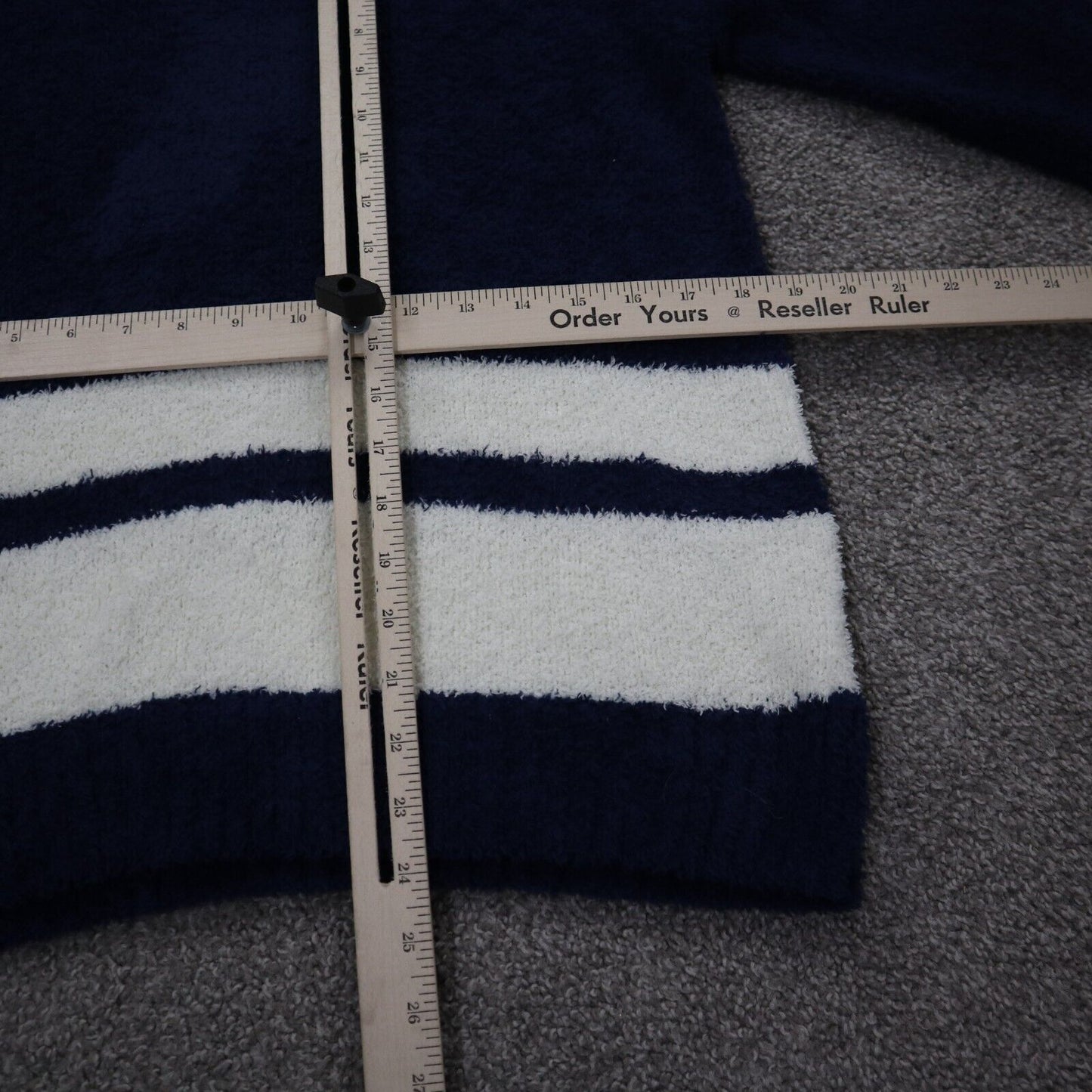 ST Johns Bay Womens Pullover Sweater Knitted Long Sleeves Blue White Size Small