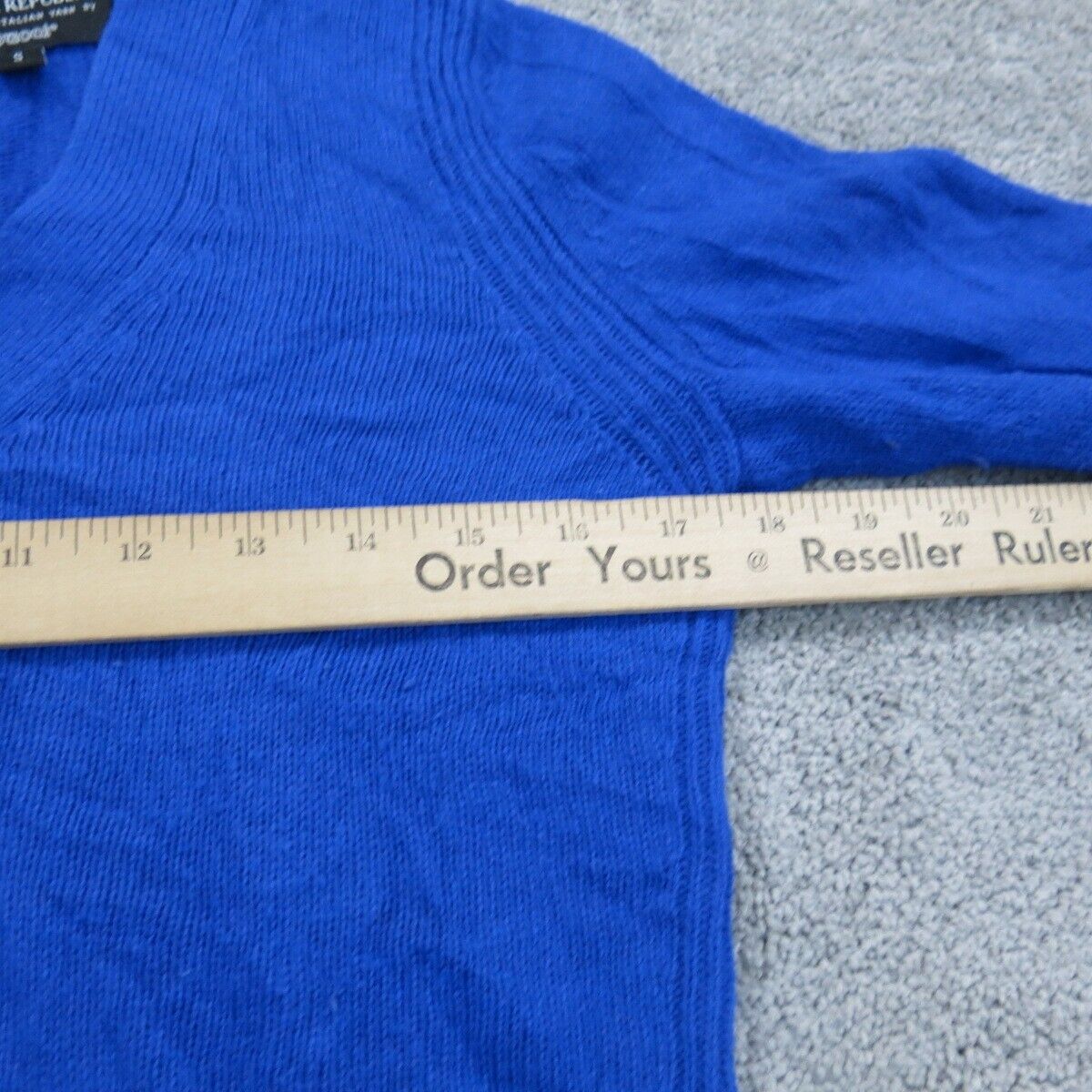 Banana Republic Women Pullover Knitted Sweater Long Sleeves Blue Size Small