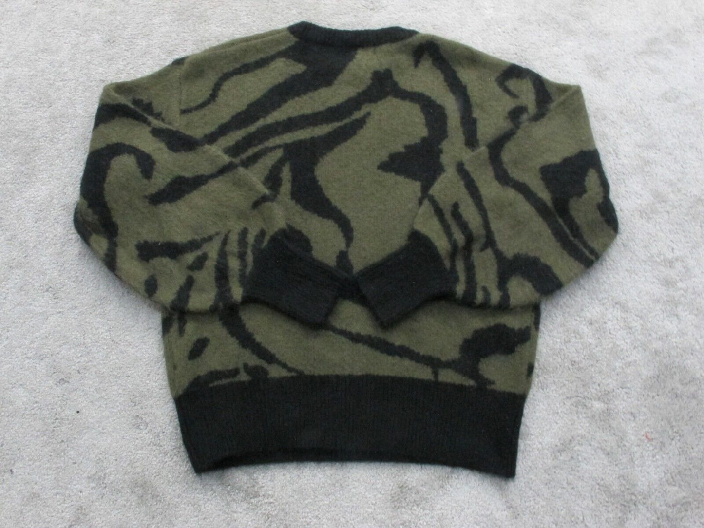 Forever 21 Womens Pullover Sweater Knitted Long Sleeves Leopard Print Green SZ M