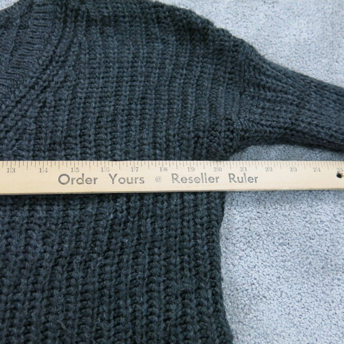 American Eagle Women Pullover Knitted Sweater Long Sleeve Black Size Medium
