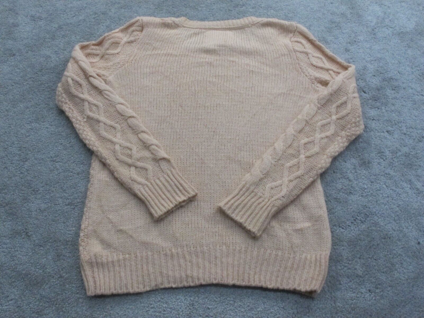 Forever 21 Women Pullover Sweater Knitted Long Sleeve Round Neck Light Pink SZ S