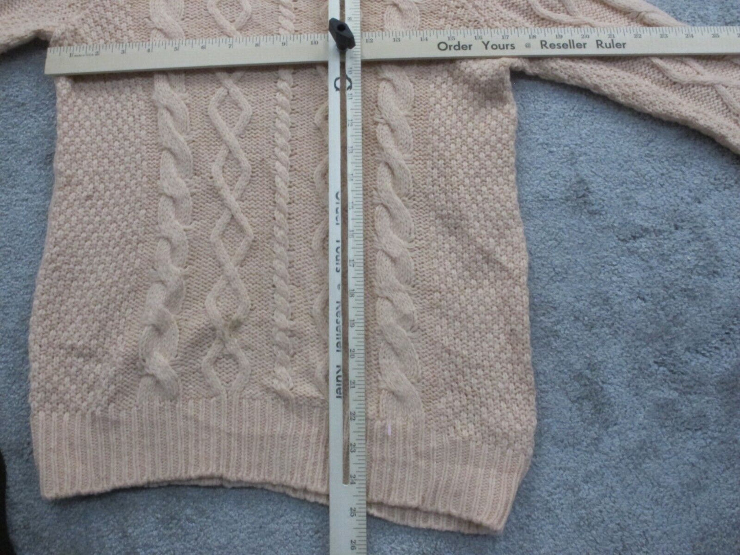 Forever 21 Women Pullover Sweater Knitted Long Sleeve Round Neck Light Pink SZ S