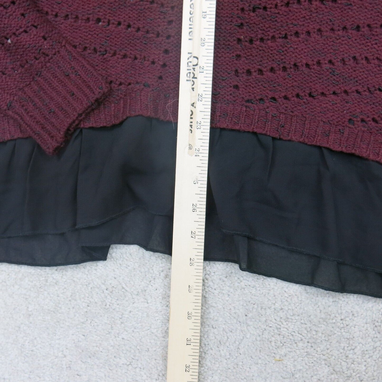Forever 21 Womens Pullover Sweater Round Neck Long Sleeves Maroon Size Medium