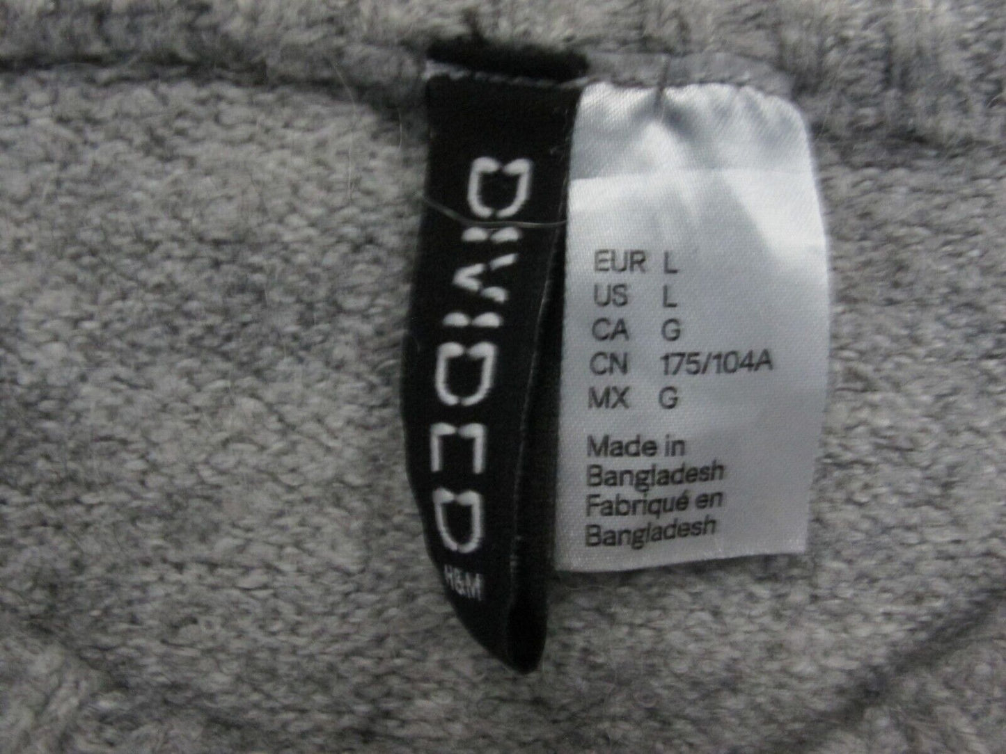 Divided H&M Womens Pullover Sweater Knitted Long Sleeves Crew Neck Gray Size L