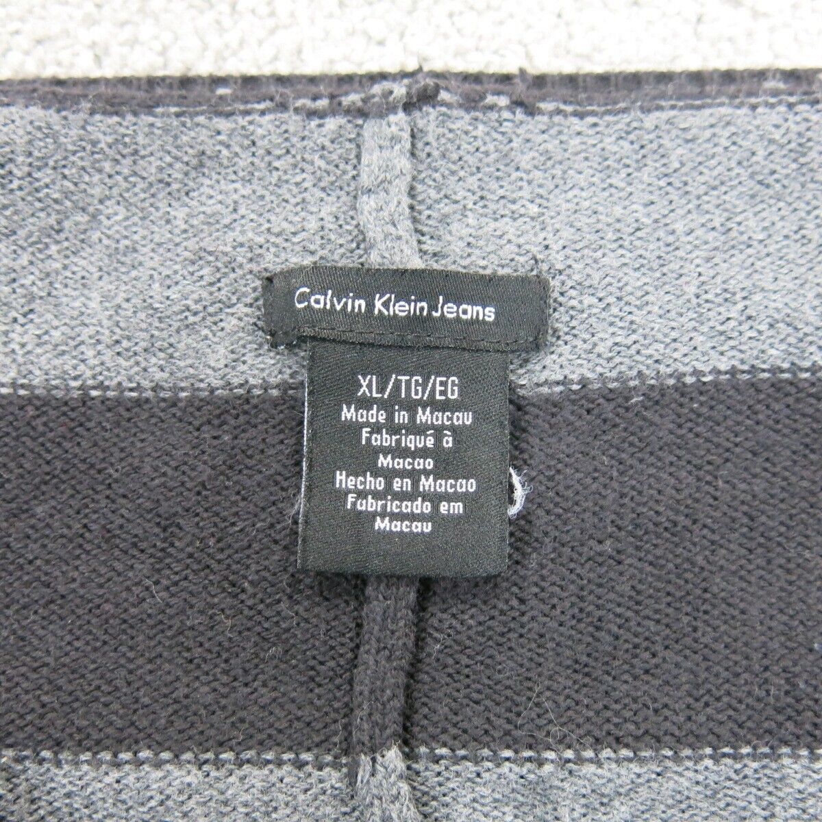 Calvin Klein Womens Striped Pullover Sweater Long Sleeve V-Neck Black Gray SZ XL