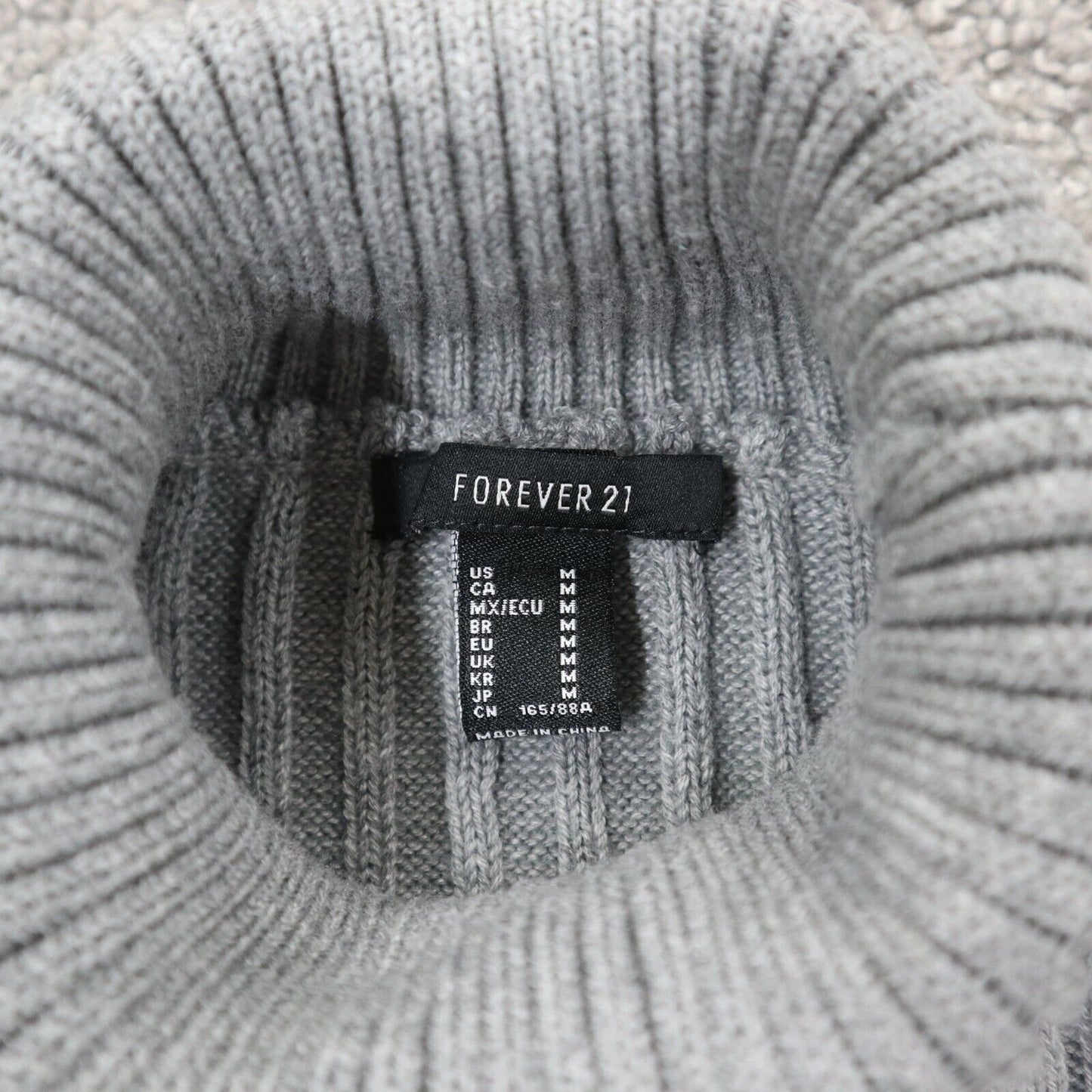 FOREVER 21 Womens Pullover Sweater Knitted Long Sleeves Turtleneck Gray Size  M