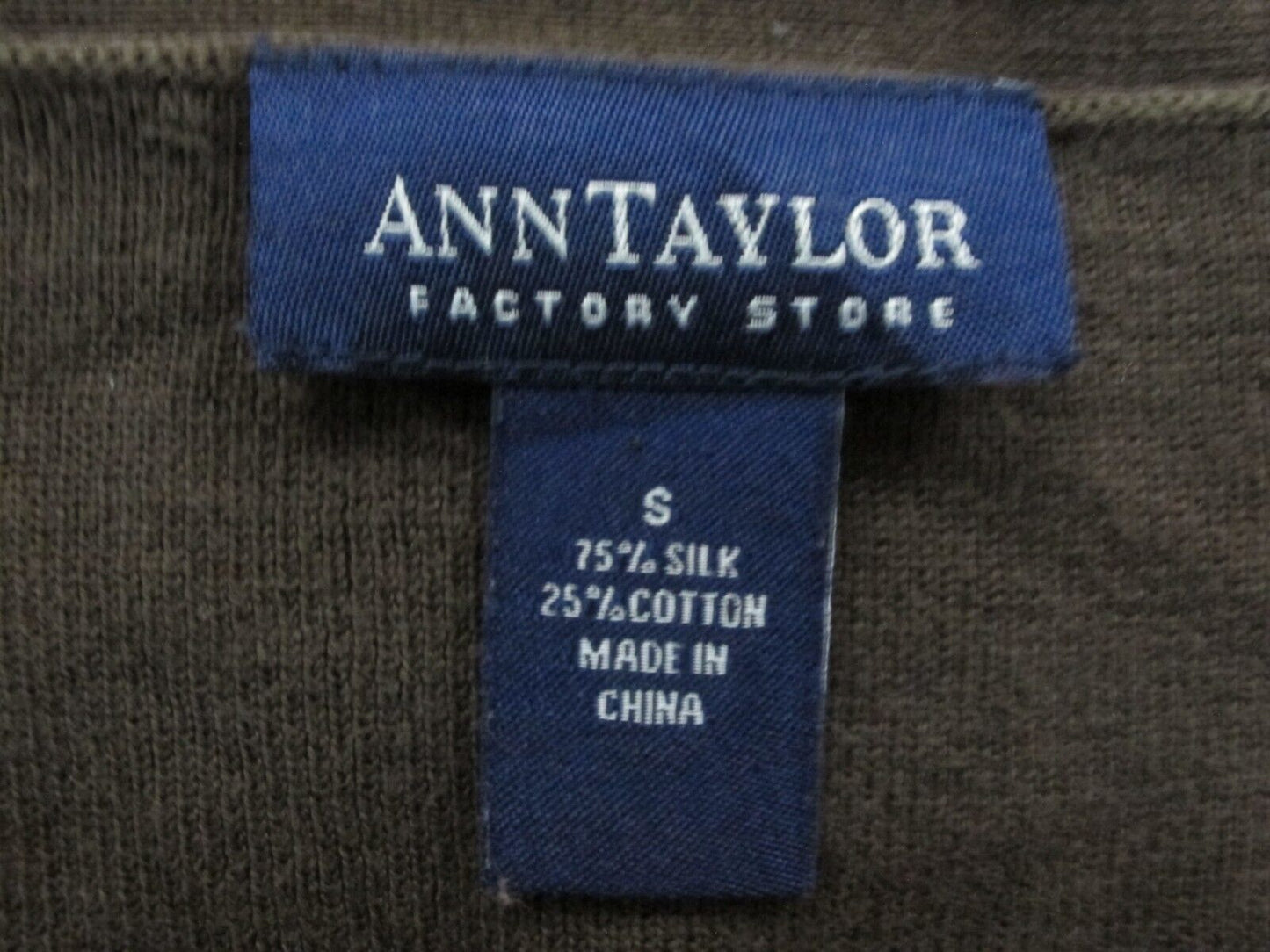 Ann Taylor Womens Cardigan Sweater Front Button Long Sleeves Dark Brown SZ Small