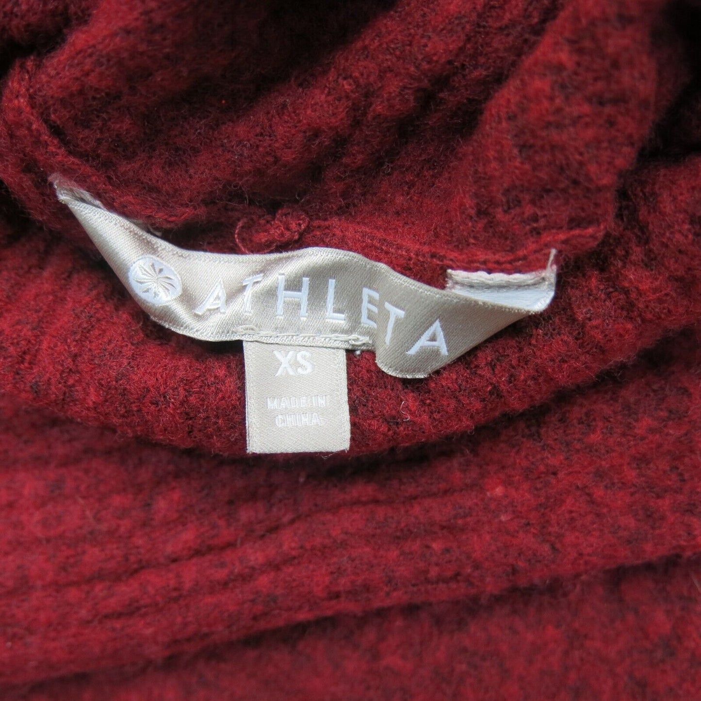 Athleta Mens Pullover Sweater Knitted Long Sleeves Turtle Neck Red Size XS